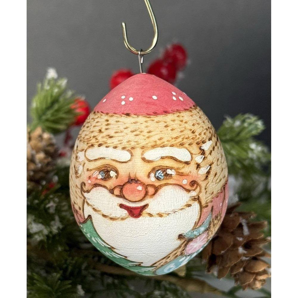 VINTAGE 1990 Hand Painted Austrian Wooden Santa Egg Shaped Christmas Ornament‎